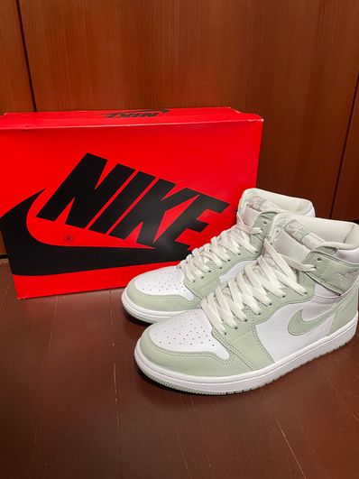 Nike Women's Air Jordan 1 High OG "Seafoam"
