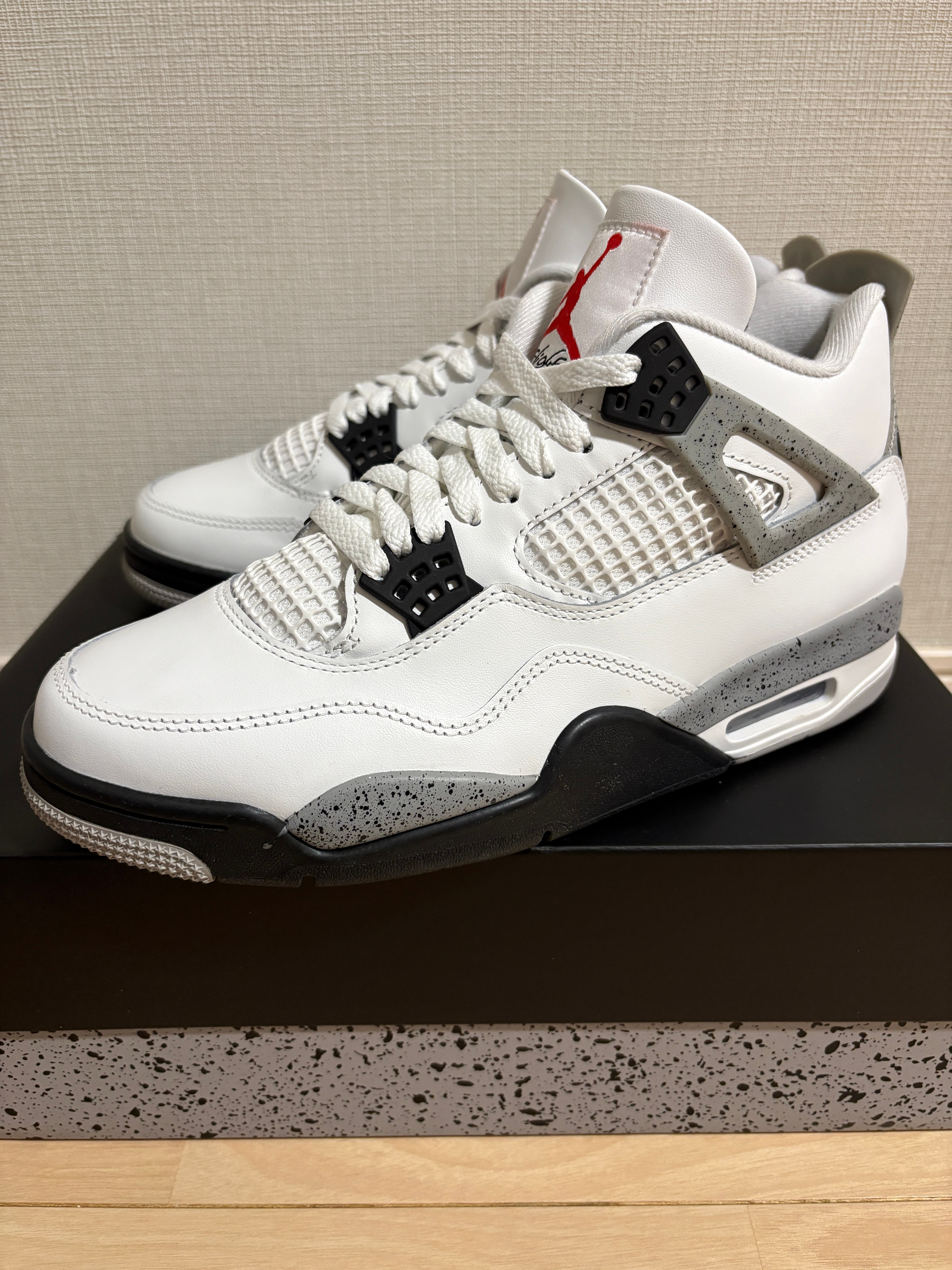 Nike Air Jordan 4 Retro "White/Cement" (2025)