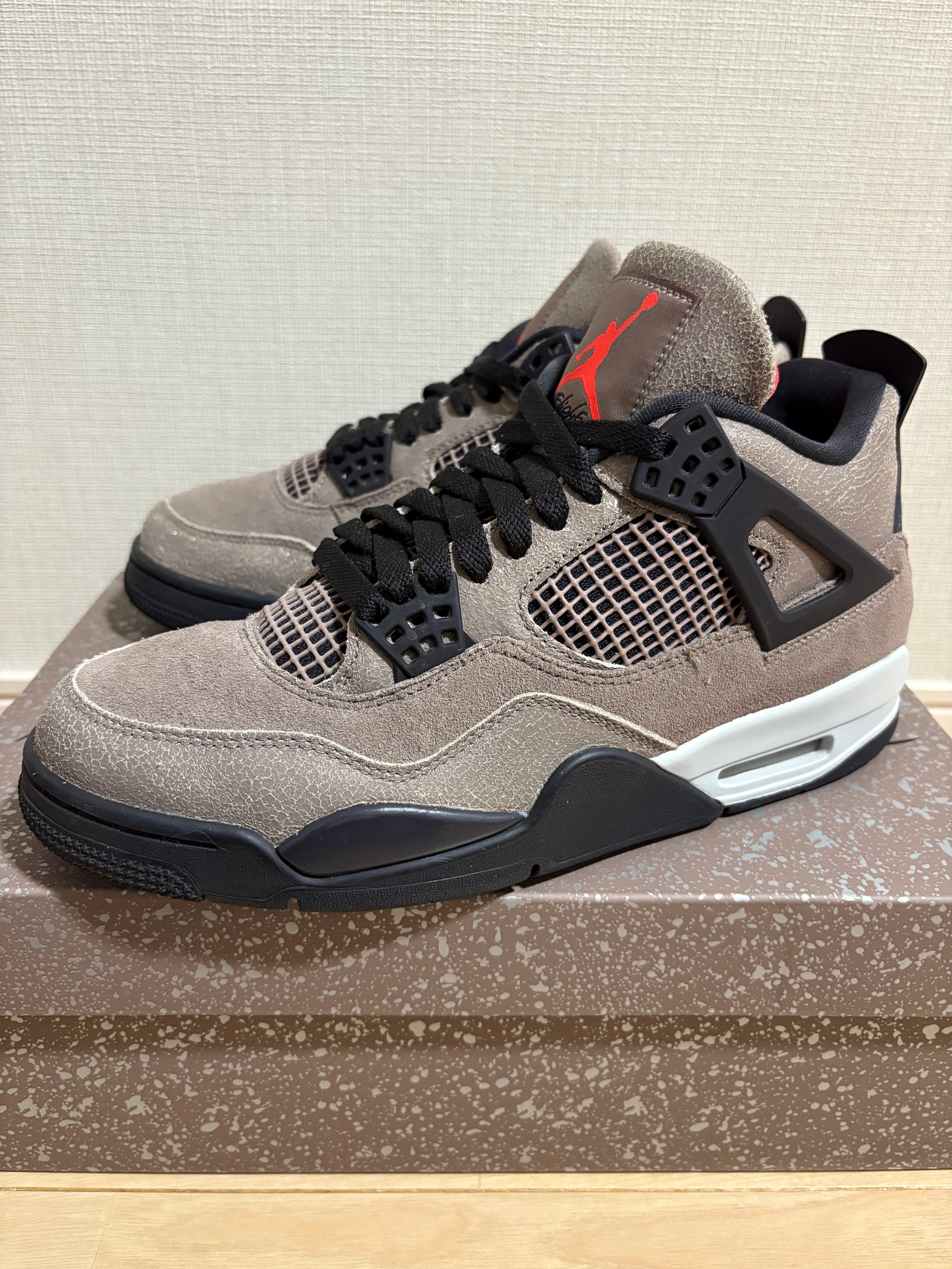 Nike Air Jordan 4 "Taupe Haze"