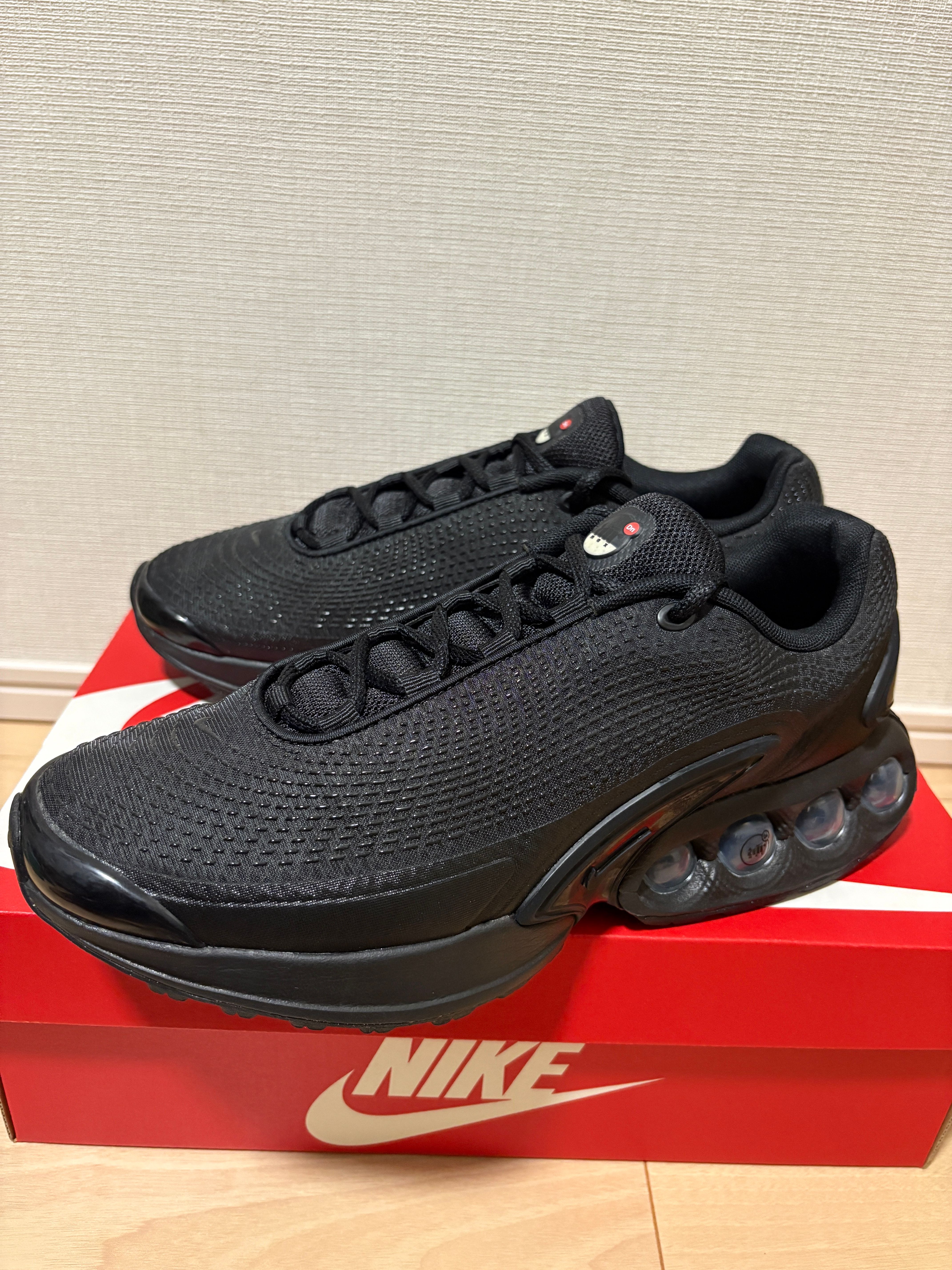 Nike Air Max DN "Black/Metallic Dark Grey"