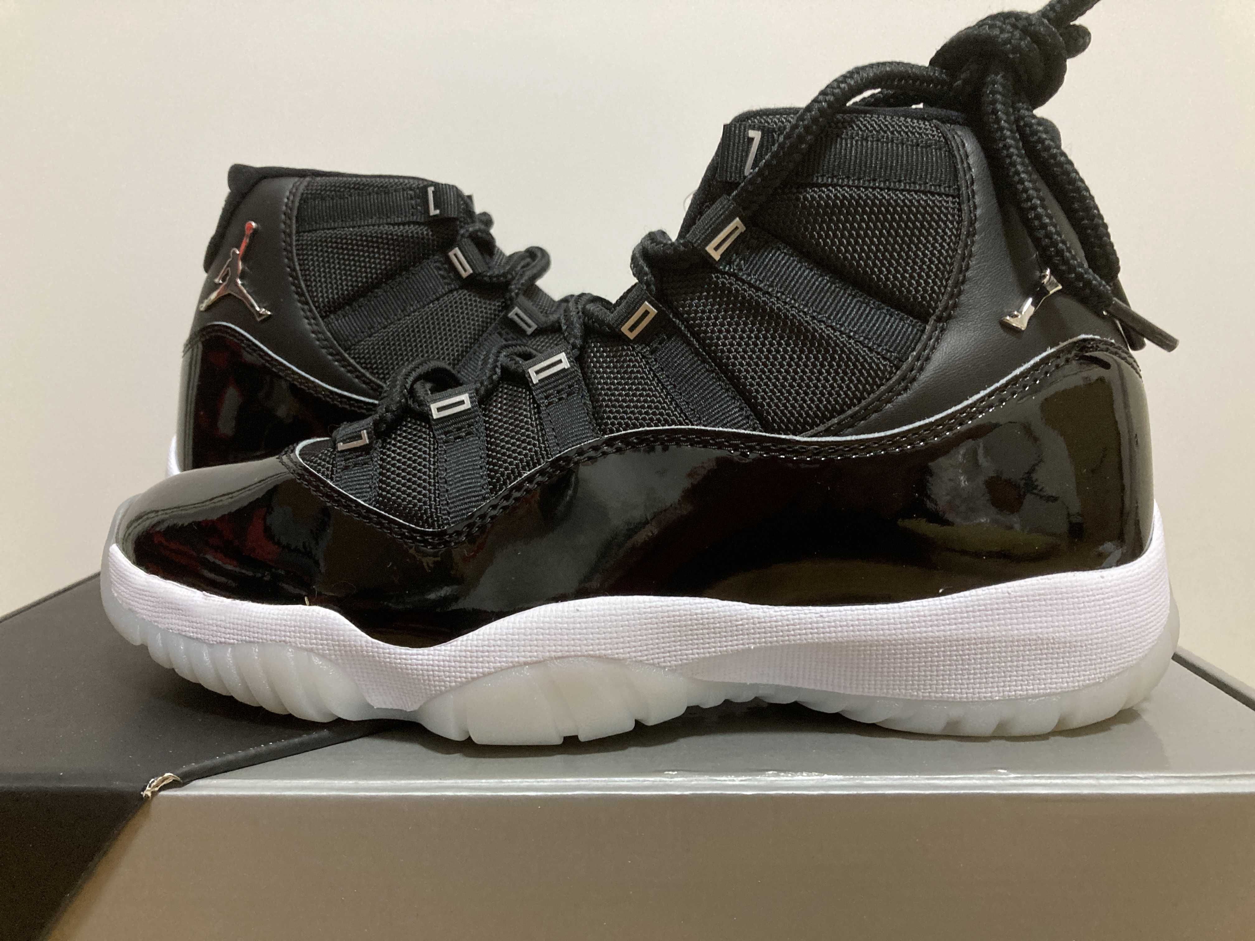 Nike Air Jordan 11 "Jubilee"