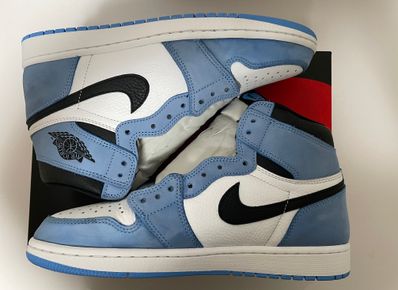 Nike Air Jordan 1 High OG "University Blue"