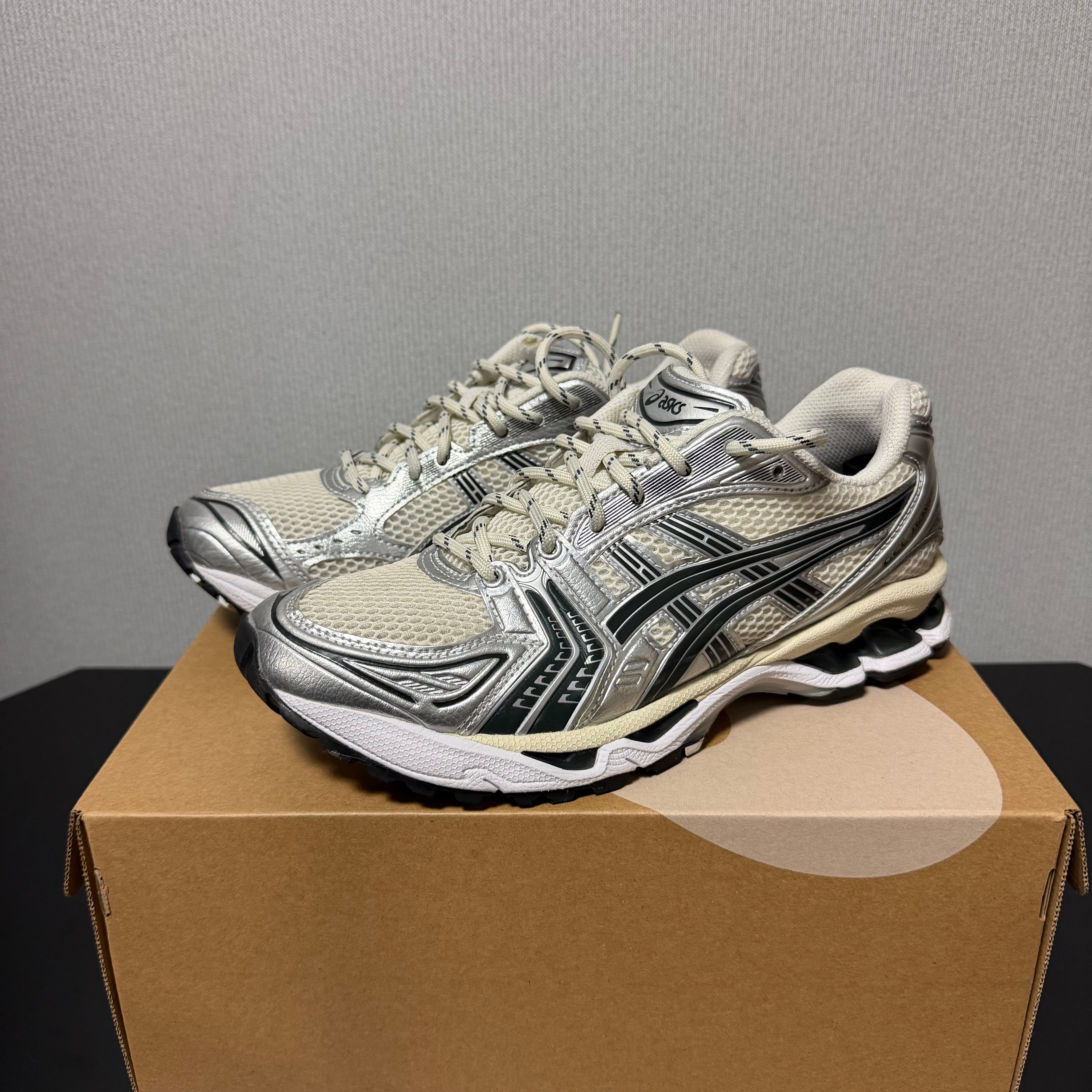 KITH × Asics Vintage Tech Gel-Kayano 14 "Cream/Scarab" (1203A566-100)