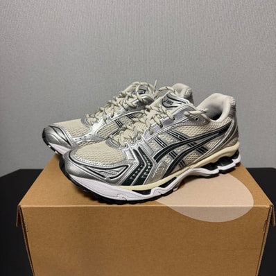 KITH × Asics Vintage Tech Gel-Kayano 14 "Cream/Scarab" (1203A566-100)