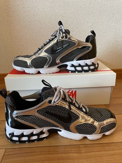 STUSSY × NIKE AIR ZOOM SPIRIDON CAGED "PURE PLATINUM/BLACK-WHITE"