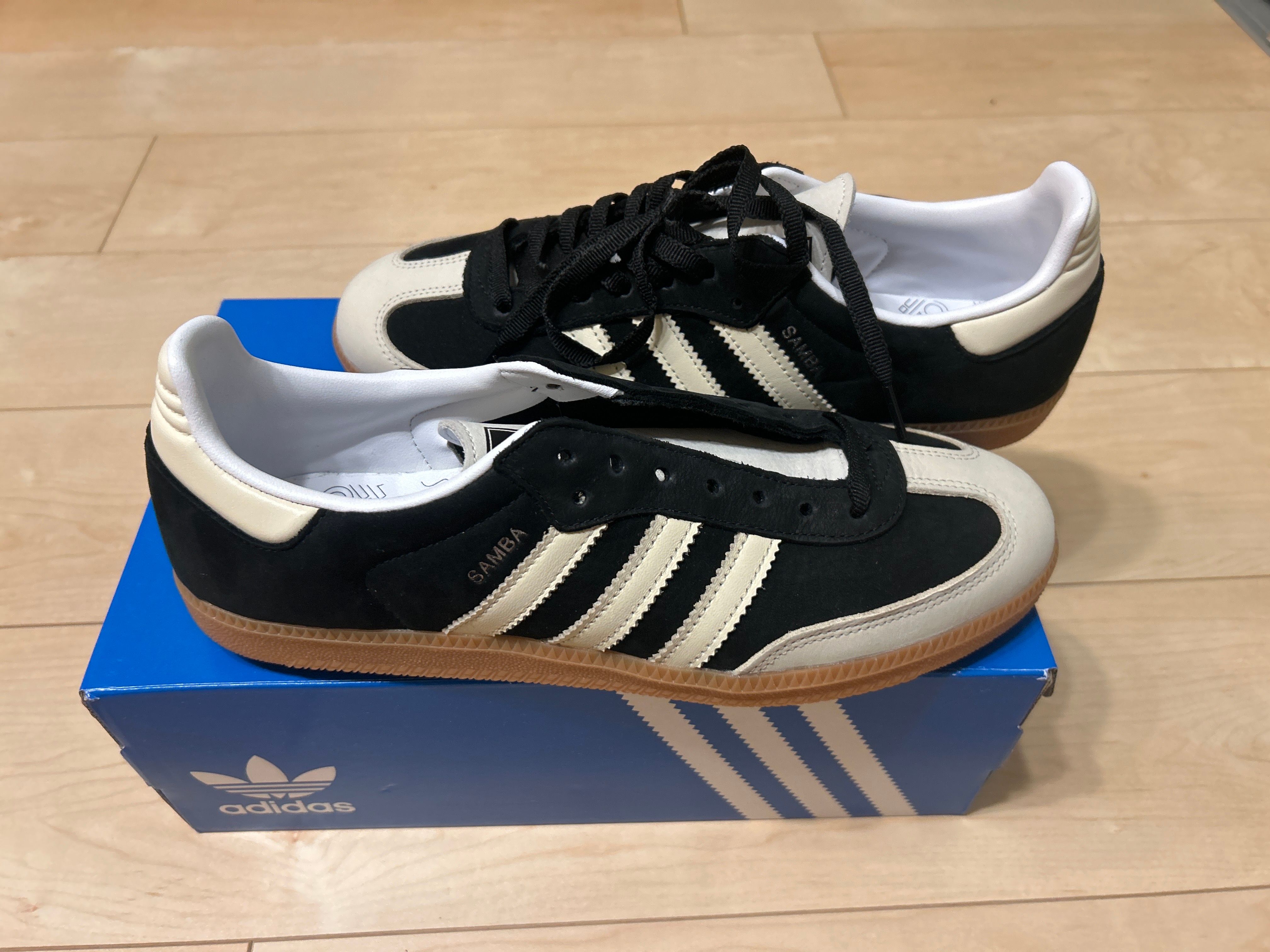 adidas Women's Samba OG "Core Black/Wonder White/Silver Metallic"