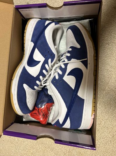Nike SB Dunk Low "Los Angeles Dodgers/Deep Royal Blue"
