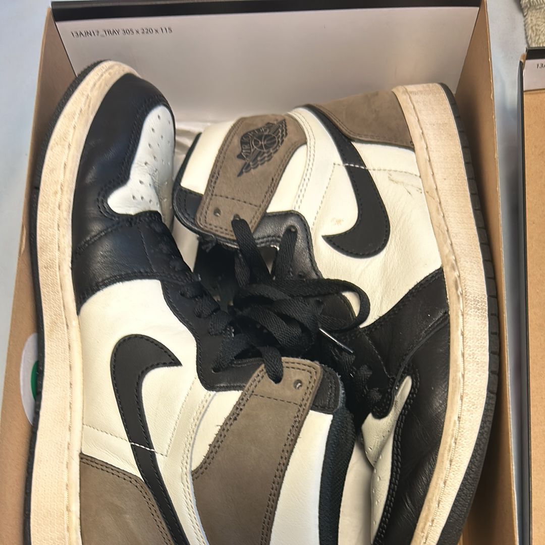 Nike Air Jordan 1 High OG "Sail/Dark Mocha/Black"
