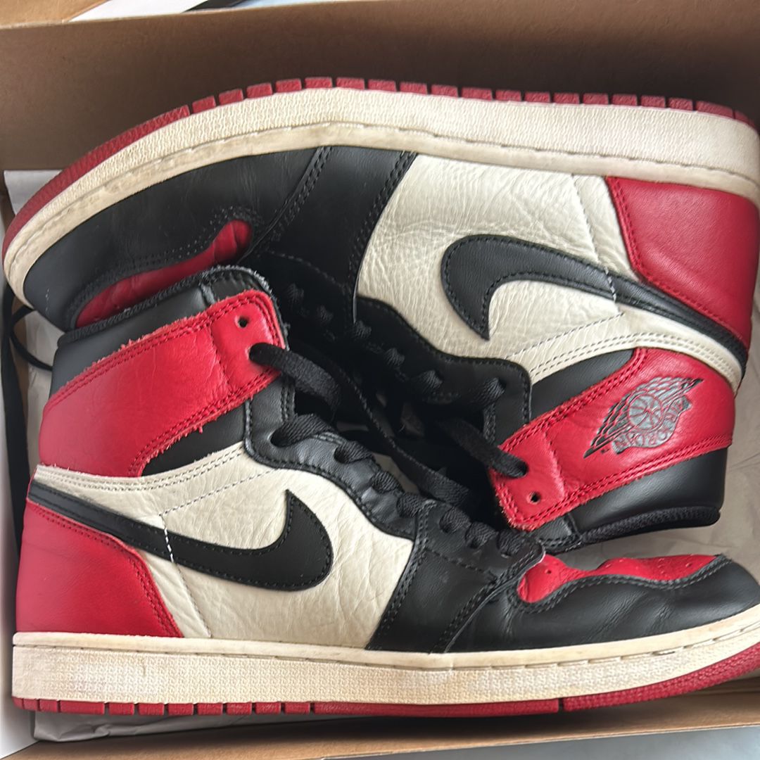 Nike Air Jordan 1 Retro High OG "Bred Toe"