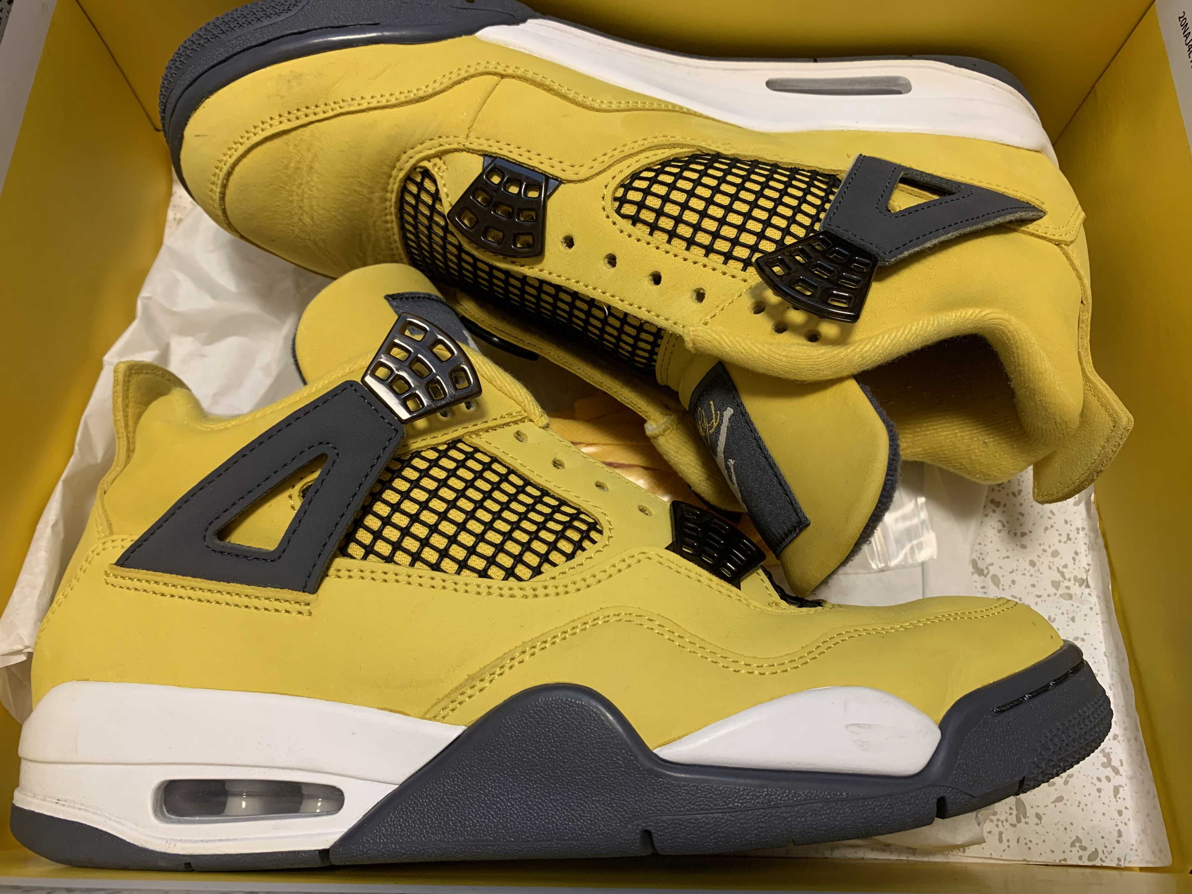 Nike Air Jordan 4 "Tour Yellow"