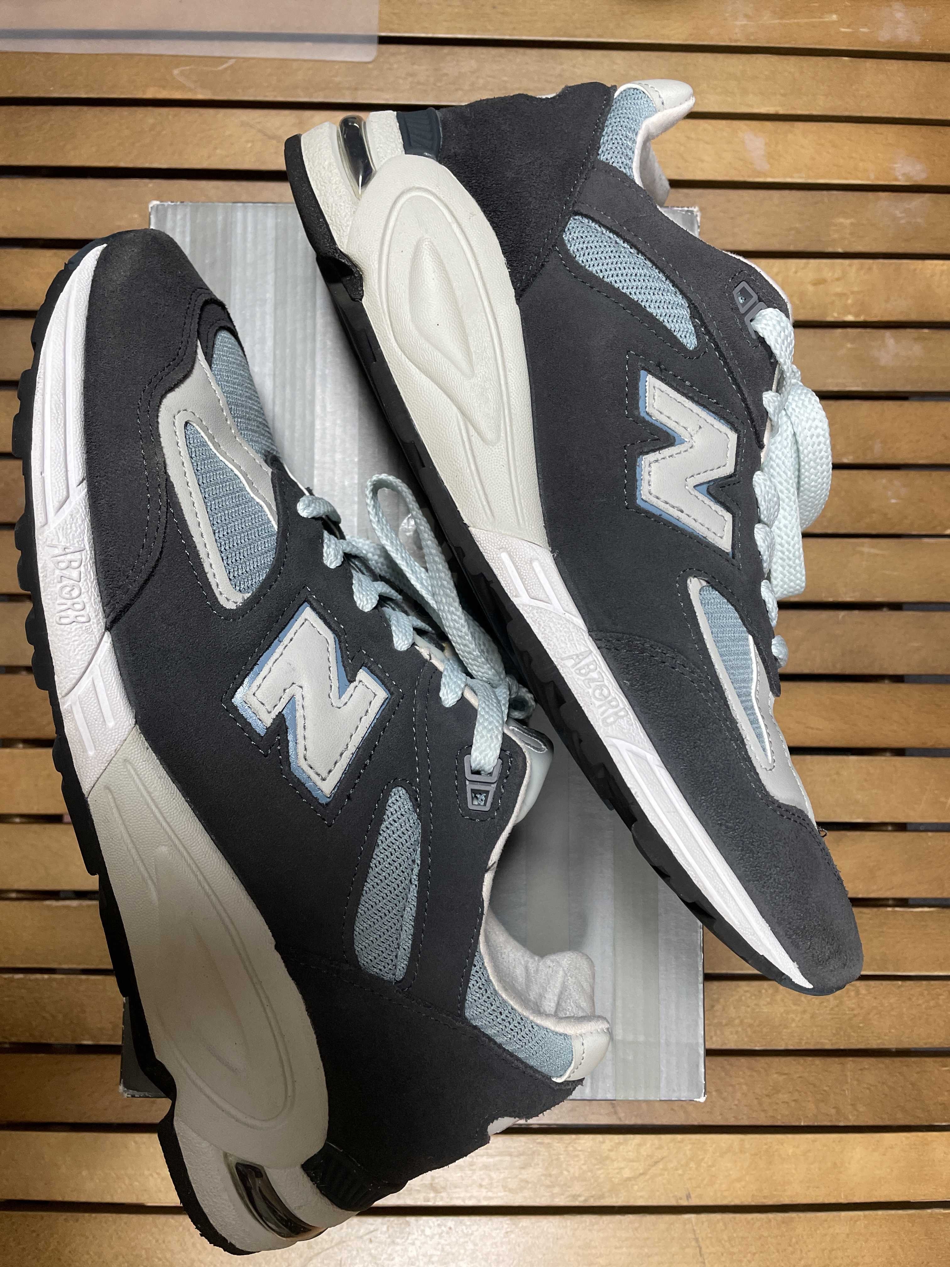 KITH Ronnie Fieg × New Balance 990V2 "Steel Blue"