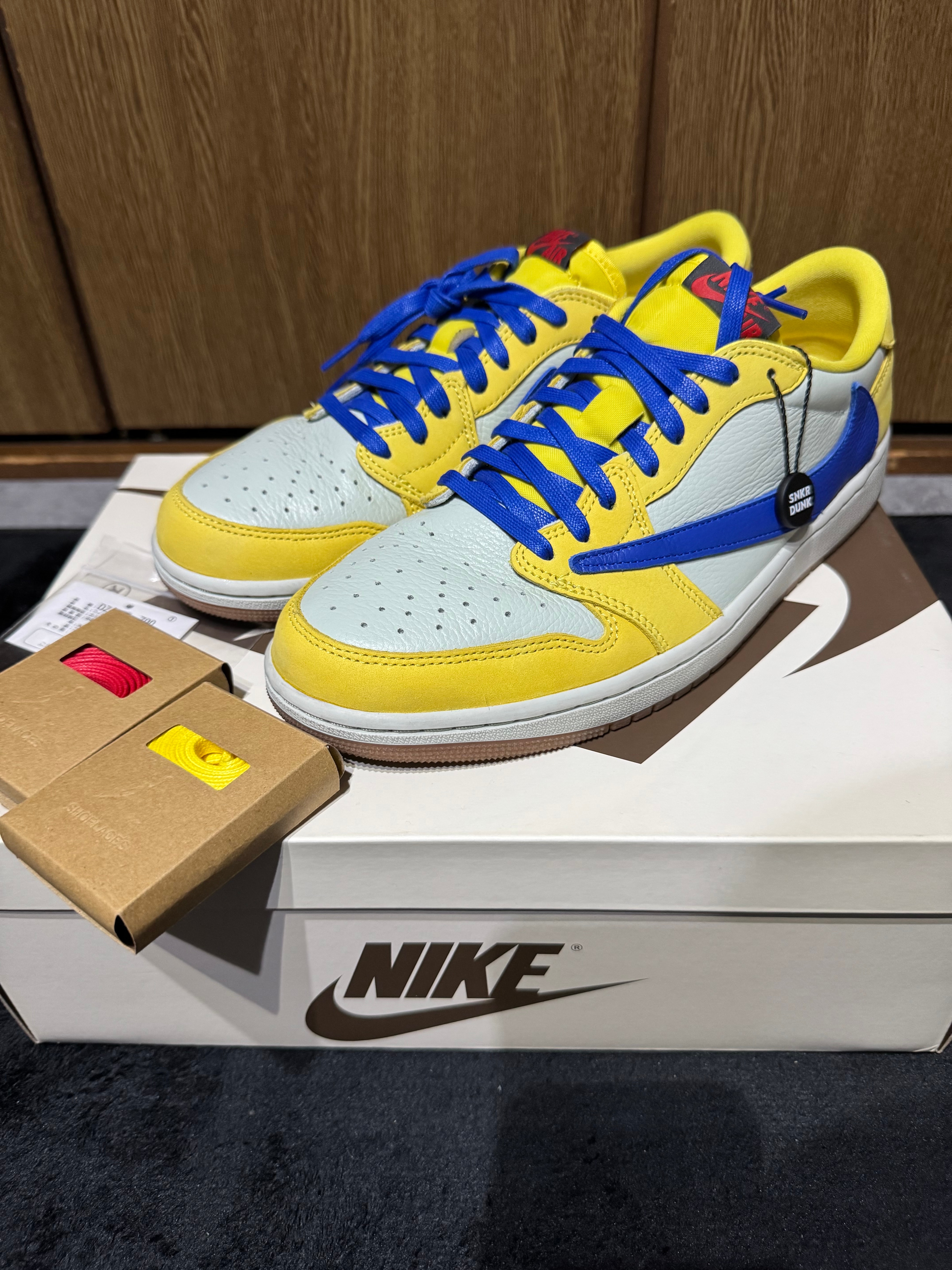 Travis Scott × Nike Women's Air Jordan 1 Retro Low OG "Canary"