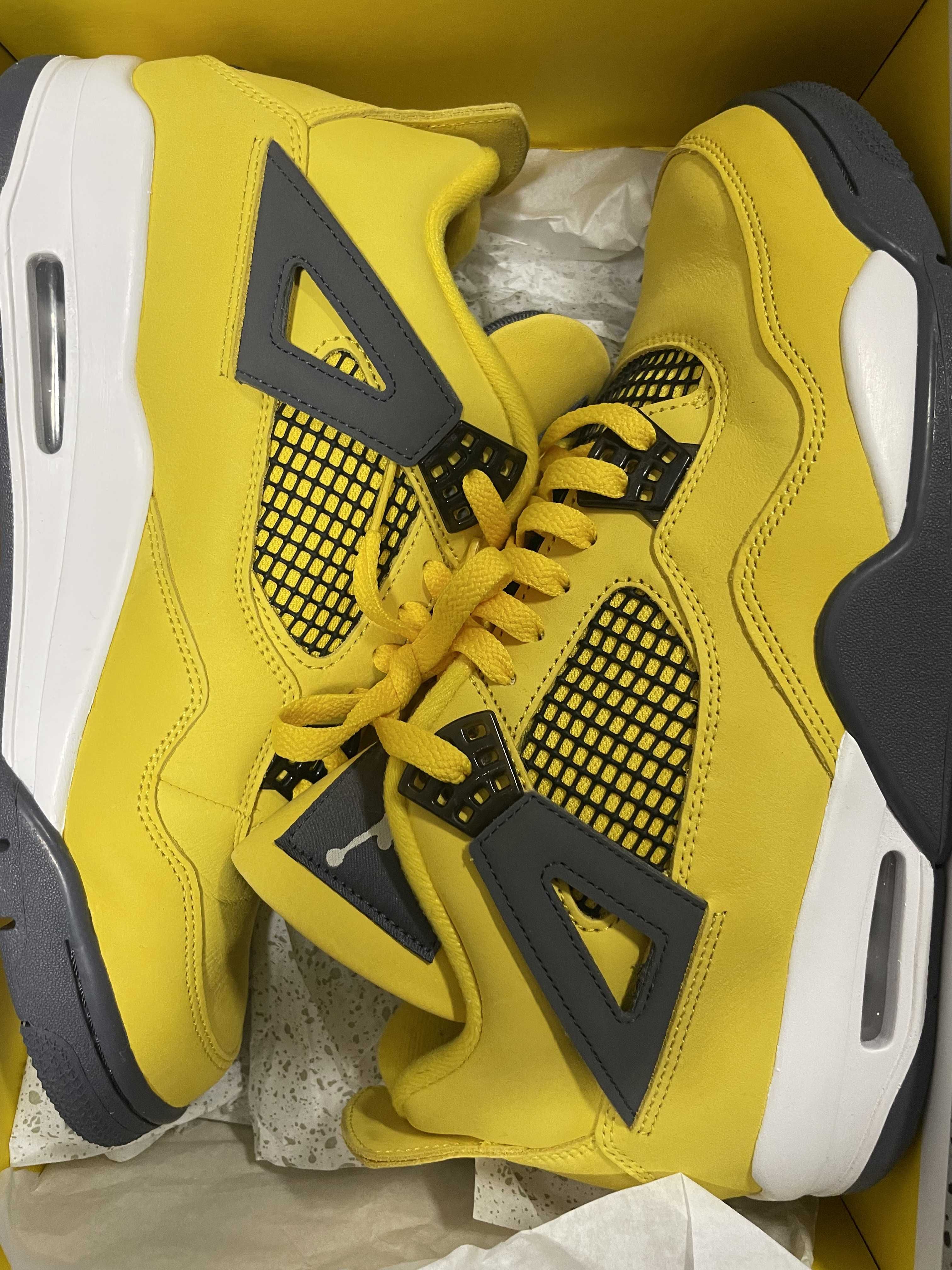 Nike Air Jordan 4 "Tour Yellow"