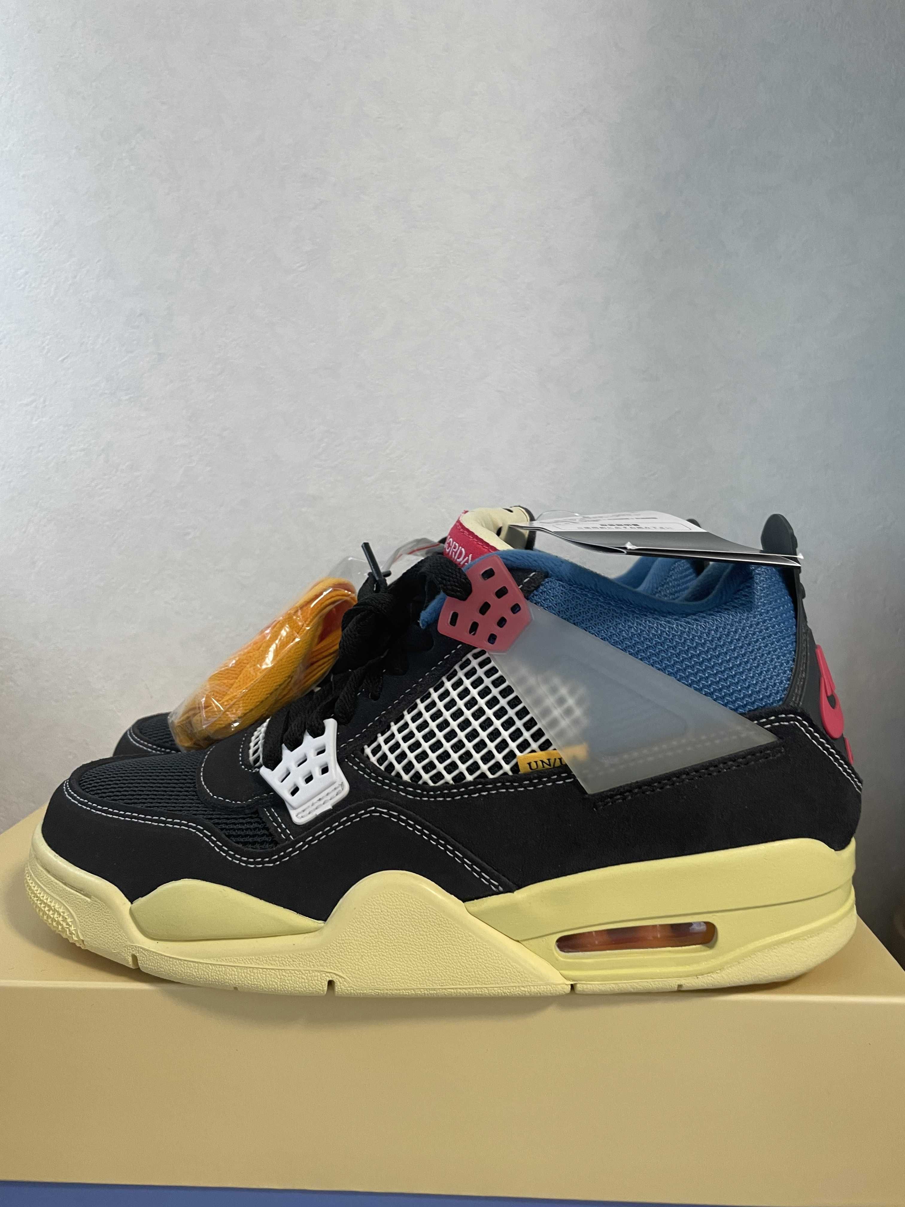 UNION × NIKE AIR JORDAN 4 "OFF NOIR"