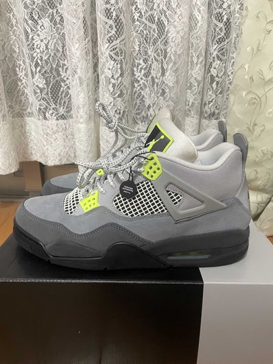 NIKE AIR JORDAN 4 RETRO LE "NEON"