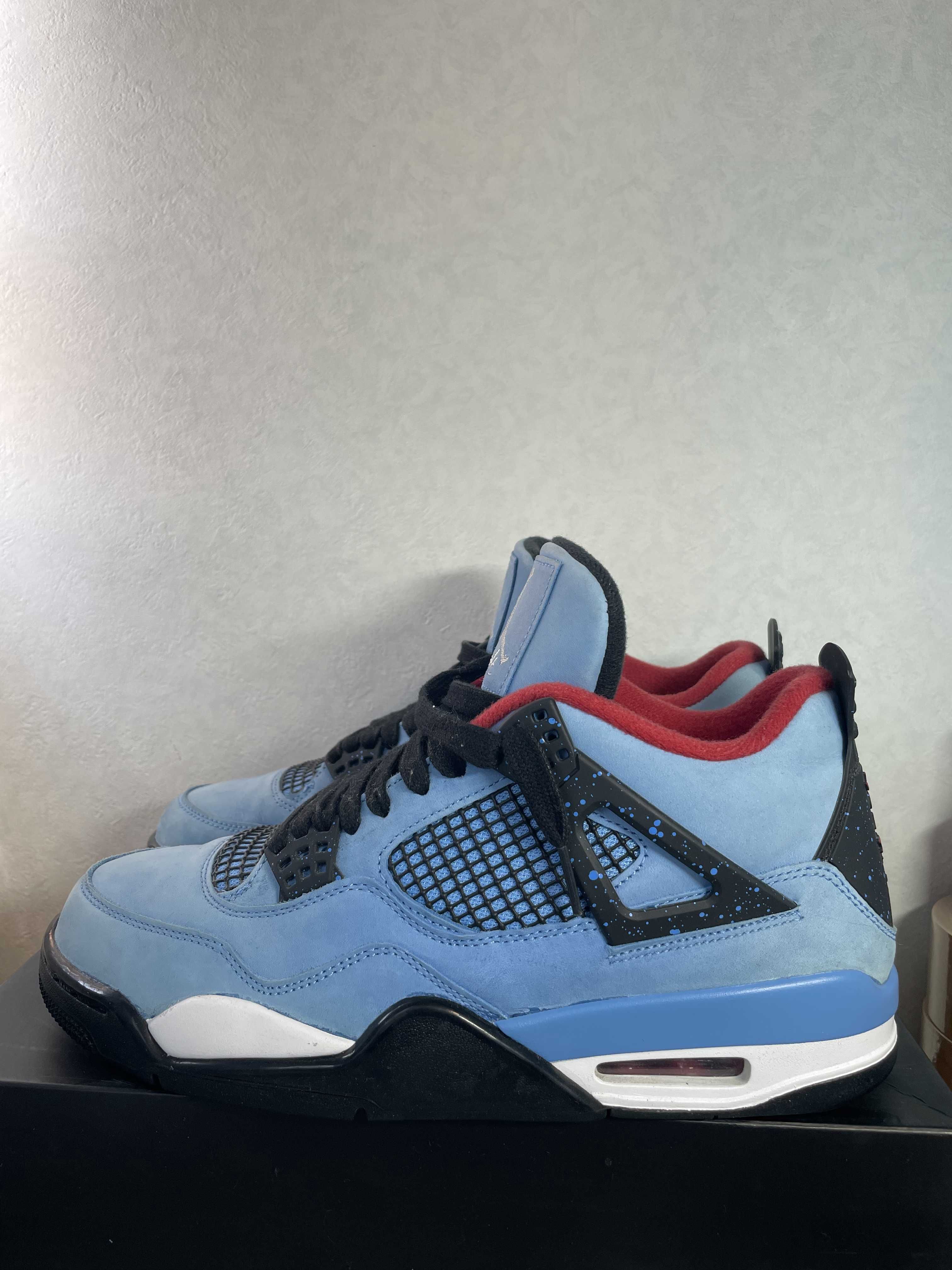 Travis Scott × Nike Air Jordan 4 Retro Cactus Jack "University Blue"