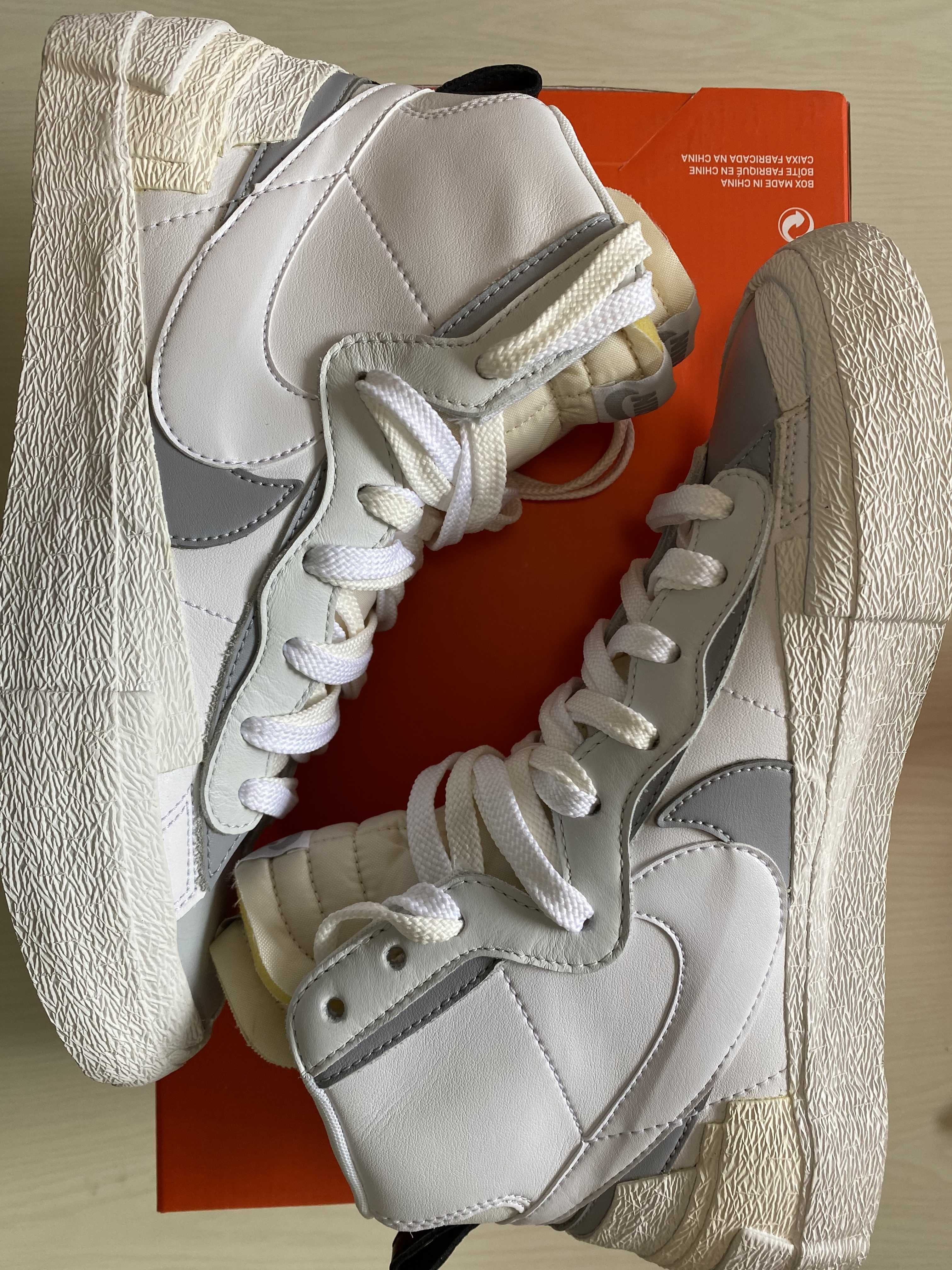 sacai × NIKE BLAZER MID "WHITE/WOLF GREY"