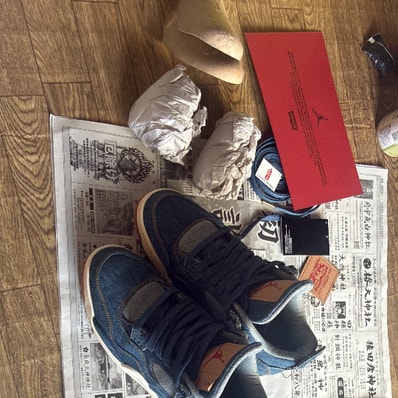 NIKE × LEVI’S AIR JORDAN 4 "DENIM"(タグ:®のみ)