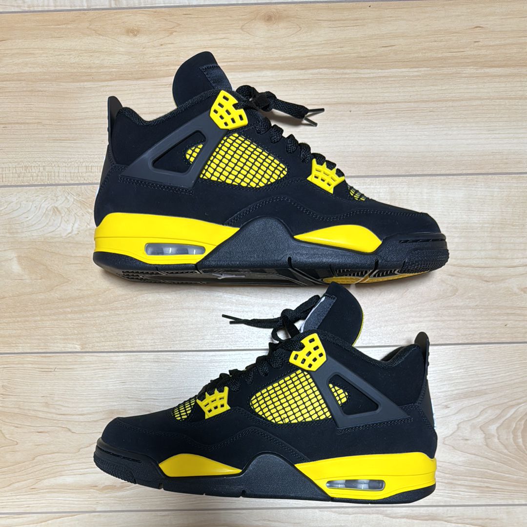 Nike Air Jordan 4 Retro "Thunder"(2023)