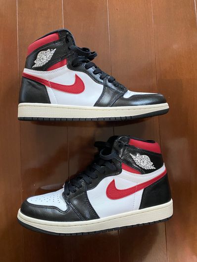 Nike Air Jordan 1 Retro High "Black/White/Sail/Gym Red"