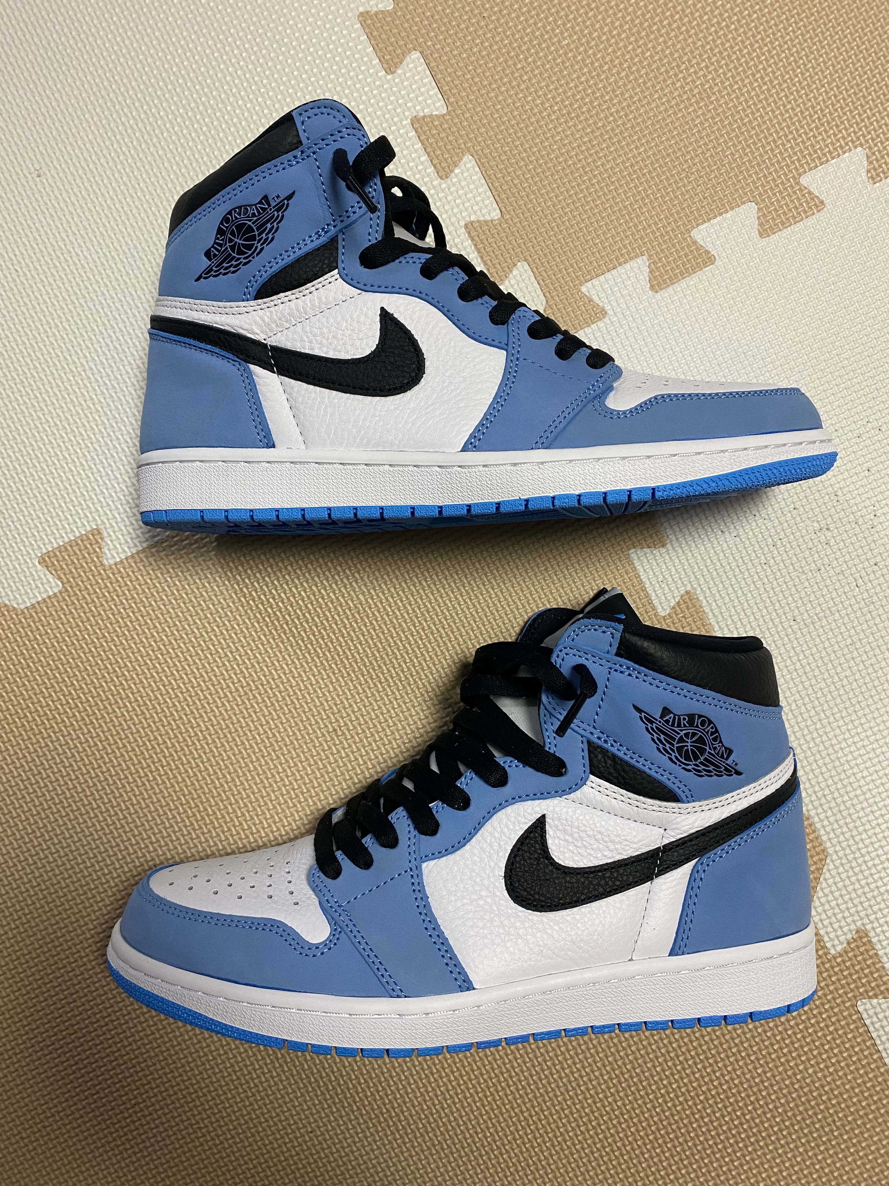 Nike Air Jordan 1 High OG "University Blue"