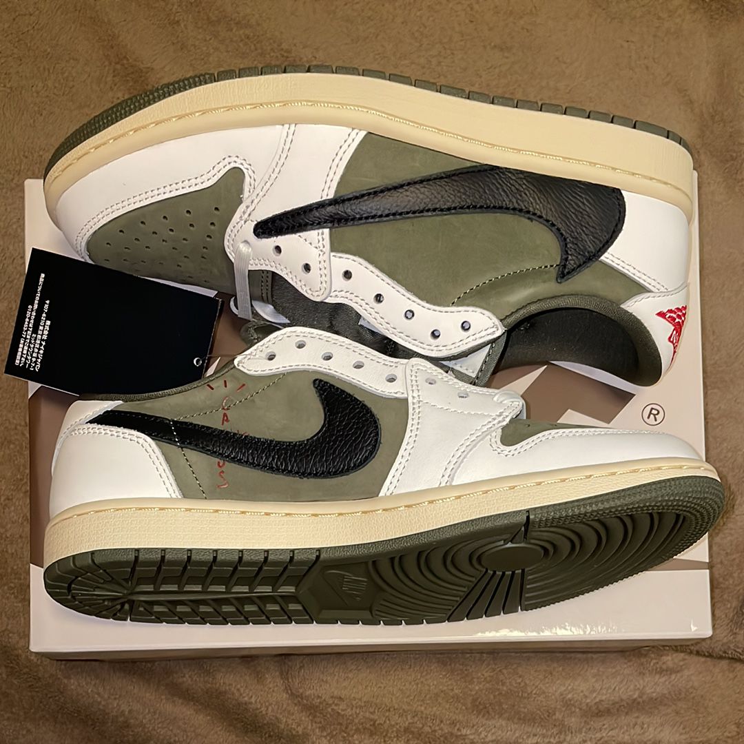 Travis Scott × Nike Air Jordan 1 Low OG SP "Reverse Olive"
