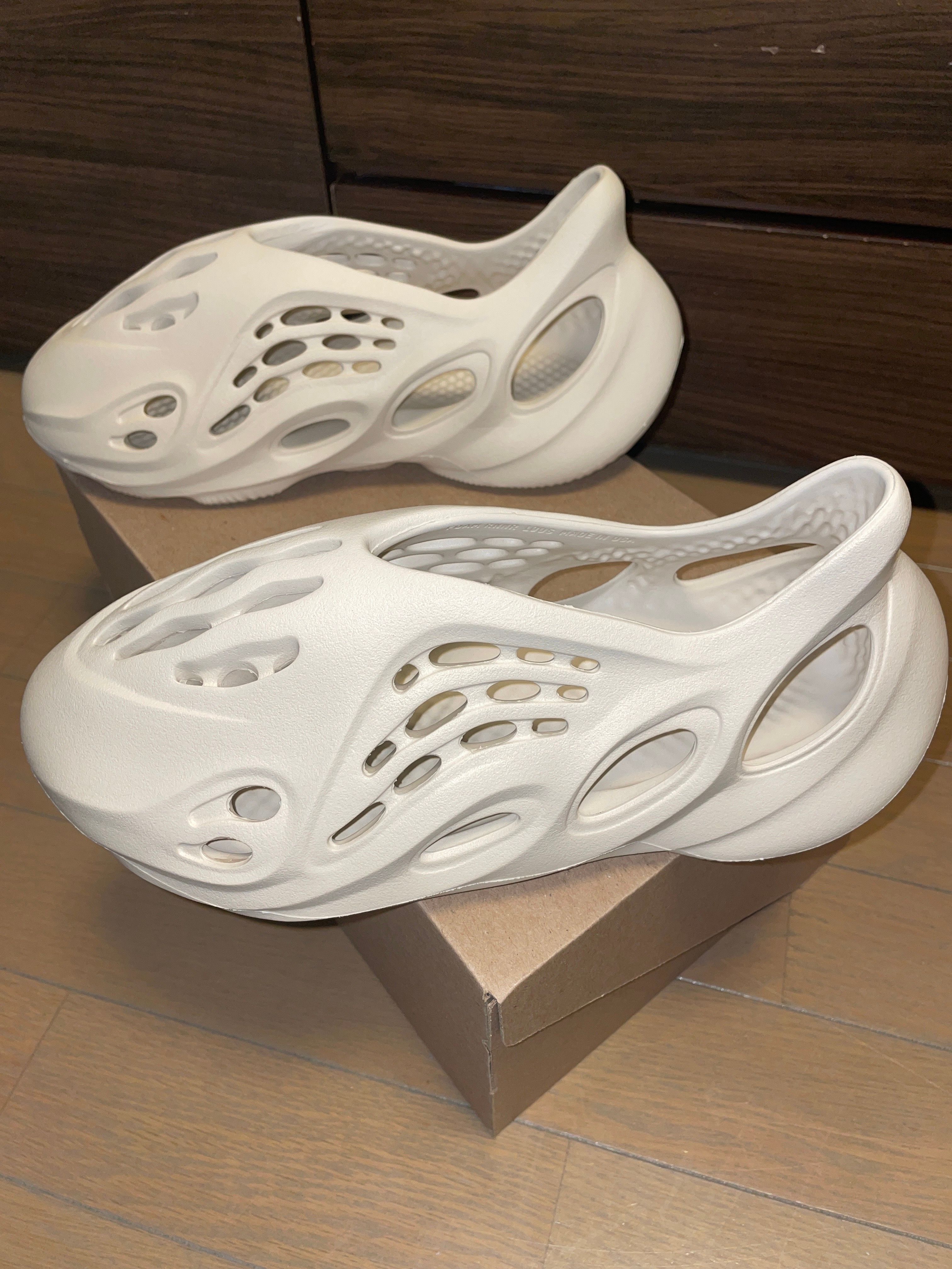 adidas YEEZY Foam Runner "Sand"