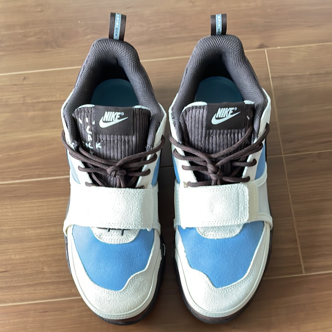 Travis Scott × Nike Zoom Field Jaxx "Pale Ivory and Leche Blue"