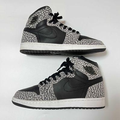 Nike Air Jordan 1 Retro High "Un-Supreme"