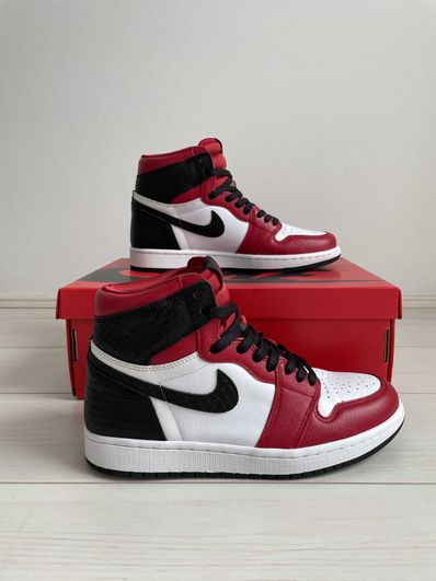 Nike Women's Air Jordan 1 High OG "Satin Red"