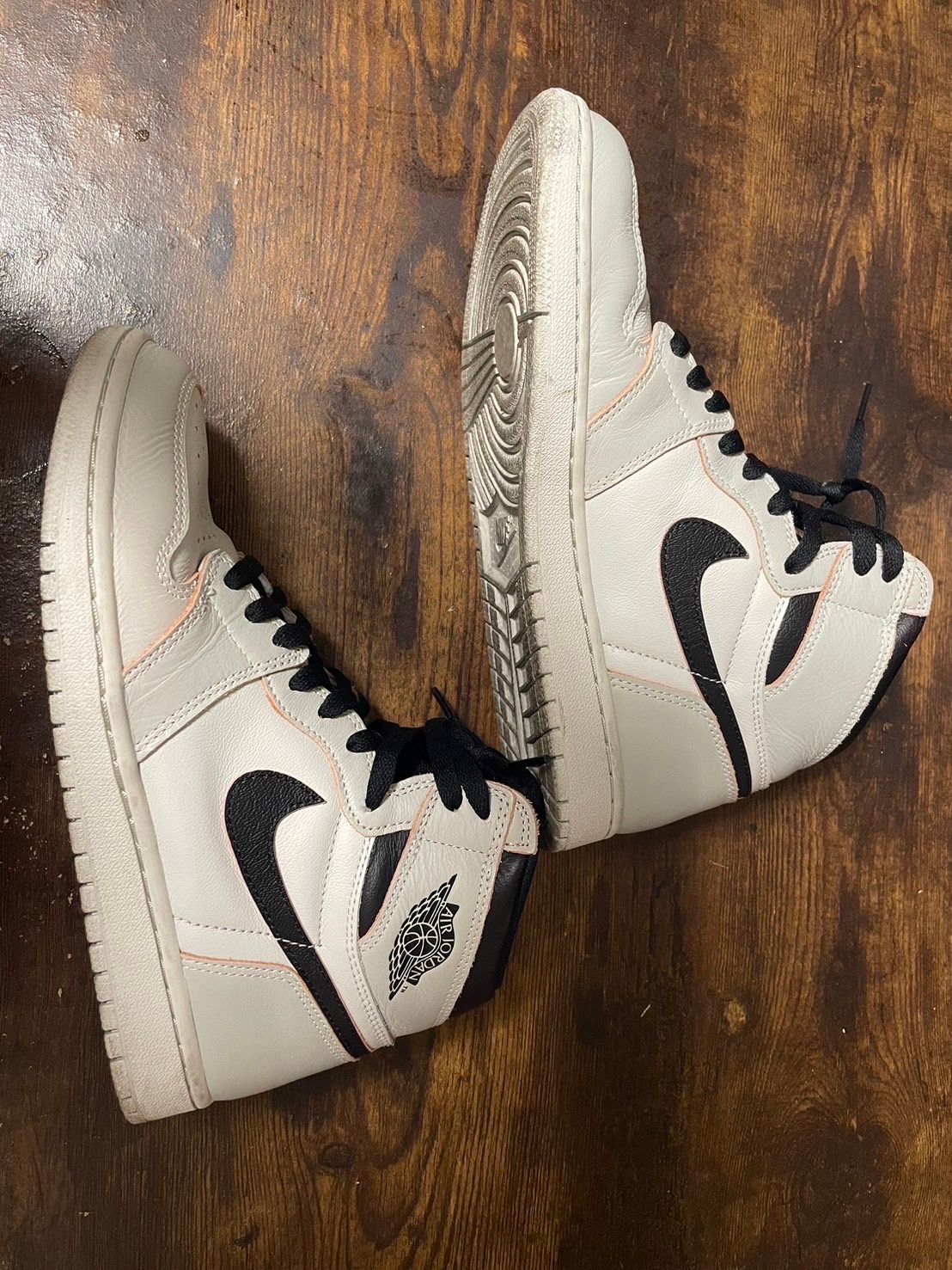 Nike SB × Air Jordan 1 High OG "NYC To Paris"