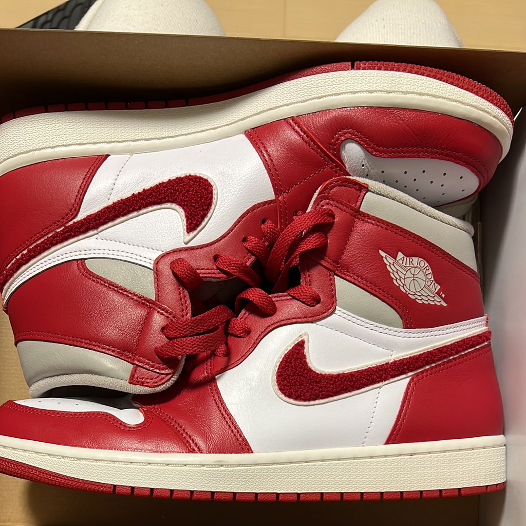 Nike Women's Air Jordan 1 High OG "Newstalgia"