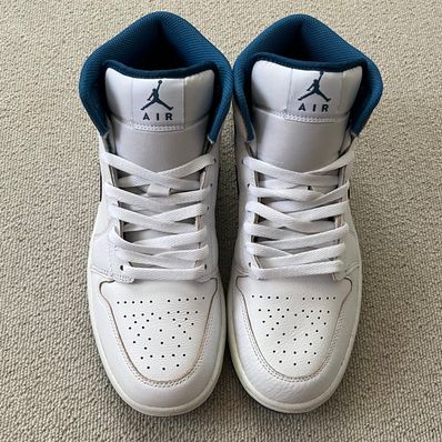 Nike Air Jordan 1 Mid SE "Industrial Blue"