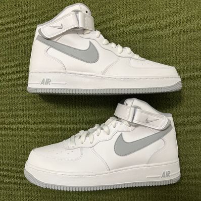 Nike Air Force 1 Mid "Borrows Big"