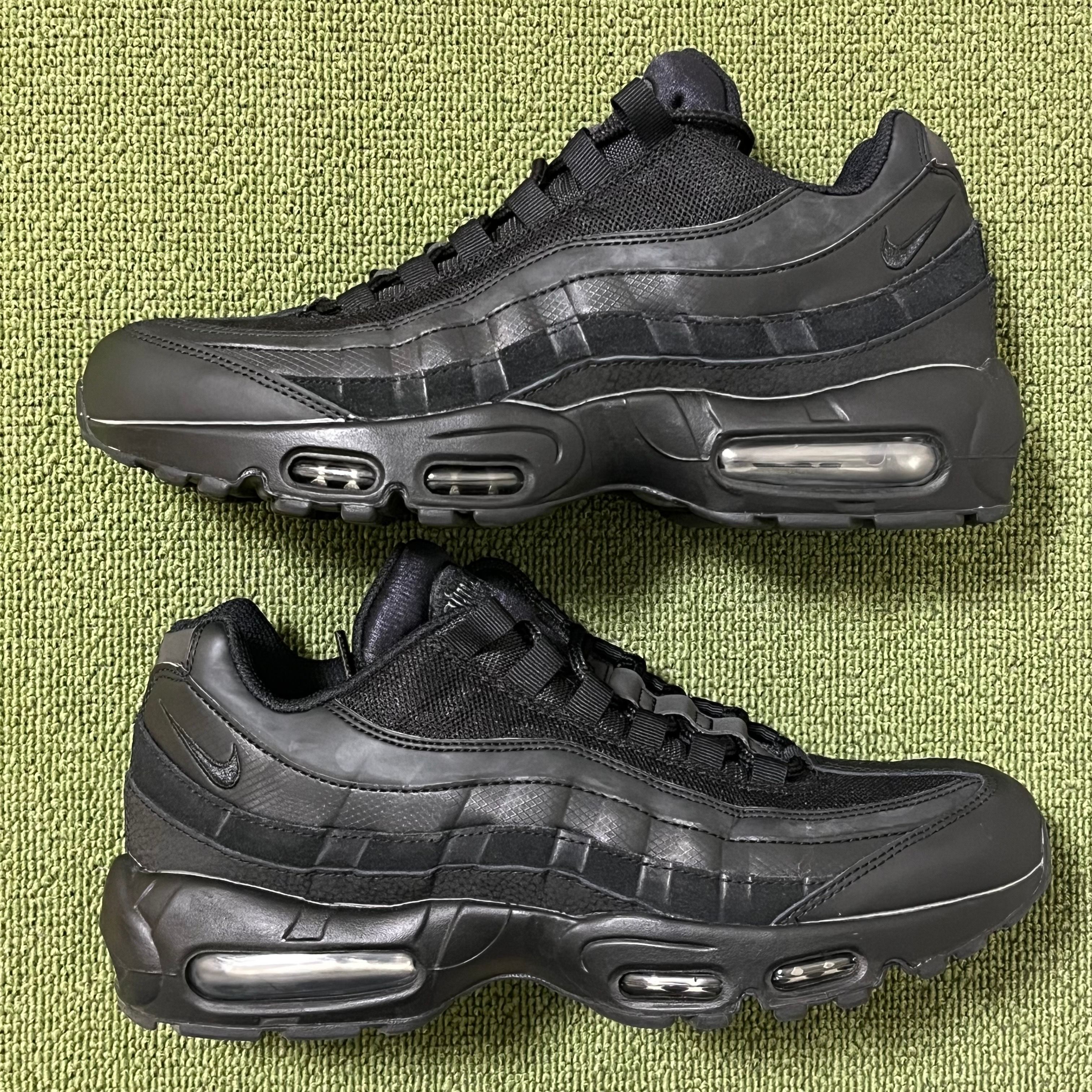 Nike Air Max 95 Essential "Black/Dark Grey/Black"