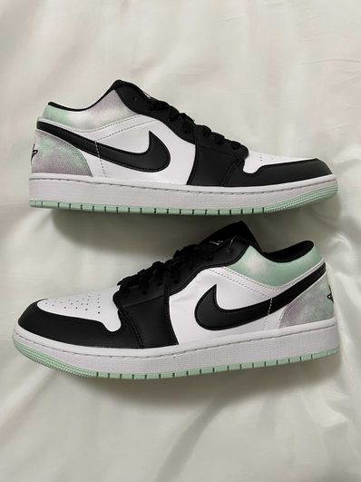 Nike Air Jordan 1 Low SE "Tie Dye"