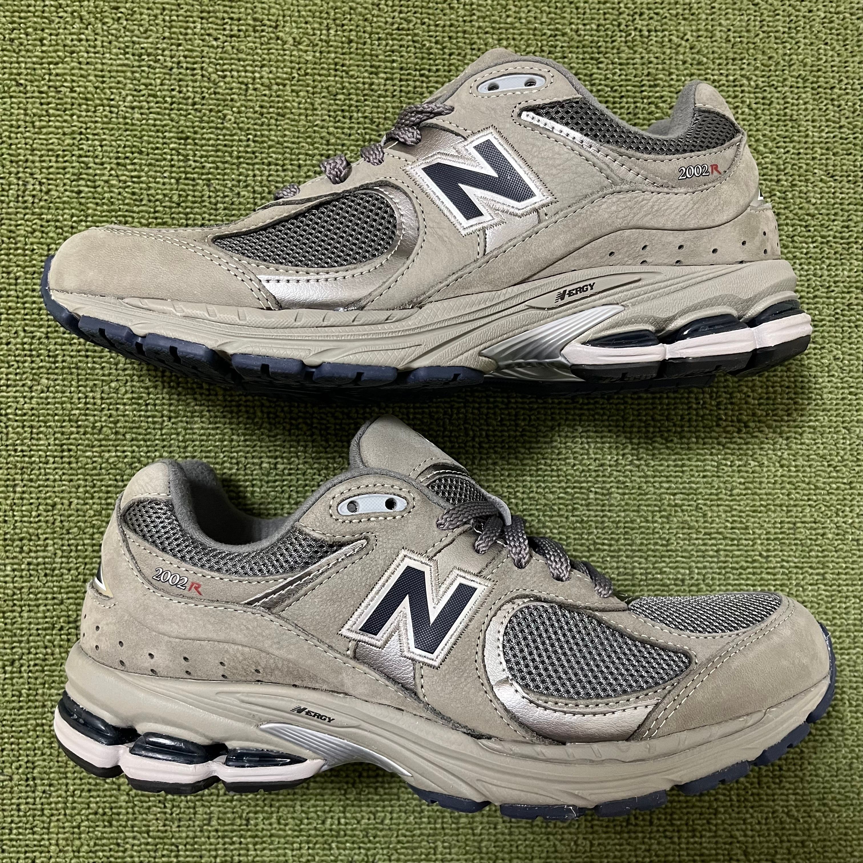 New Balance 2002R "Gray"