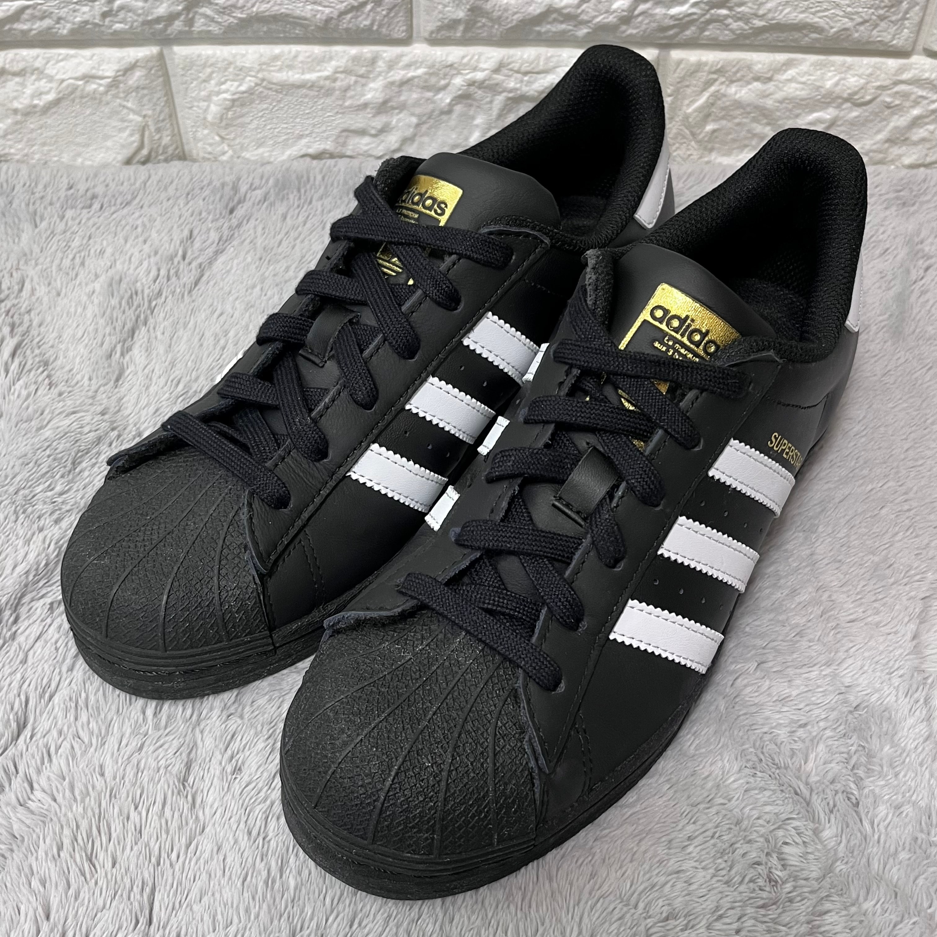 アディダス スーパースター "コアブラック/フットウェアホワイト"