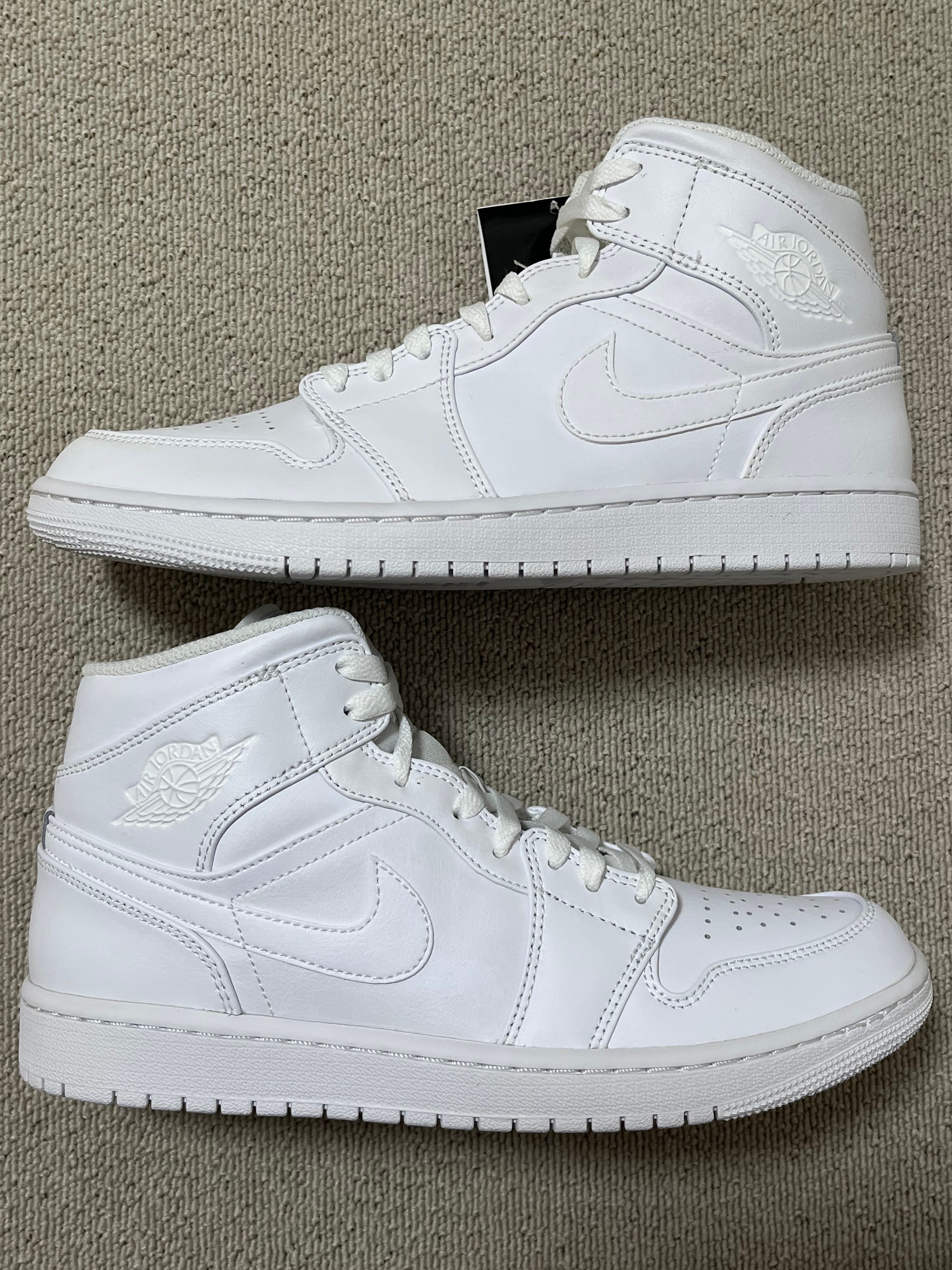 Nike Air Jordan 1 Mid "Triple White"