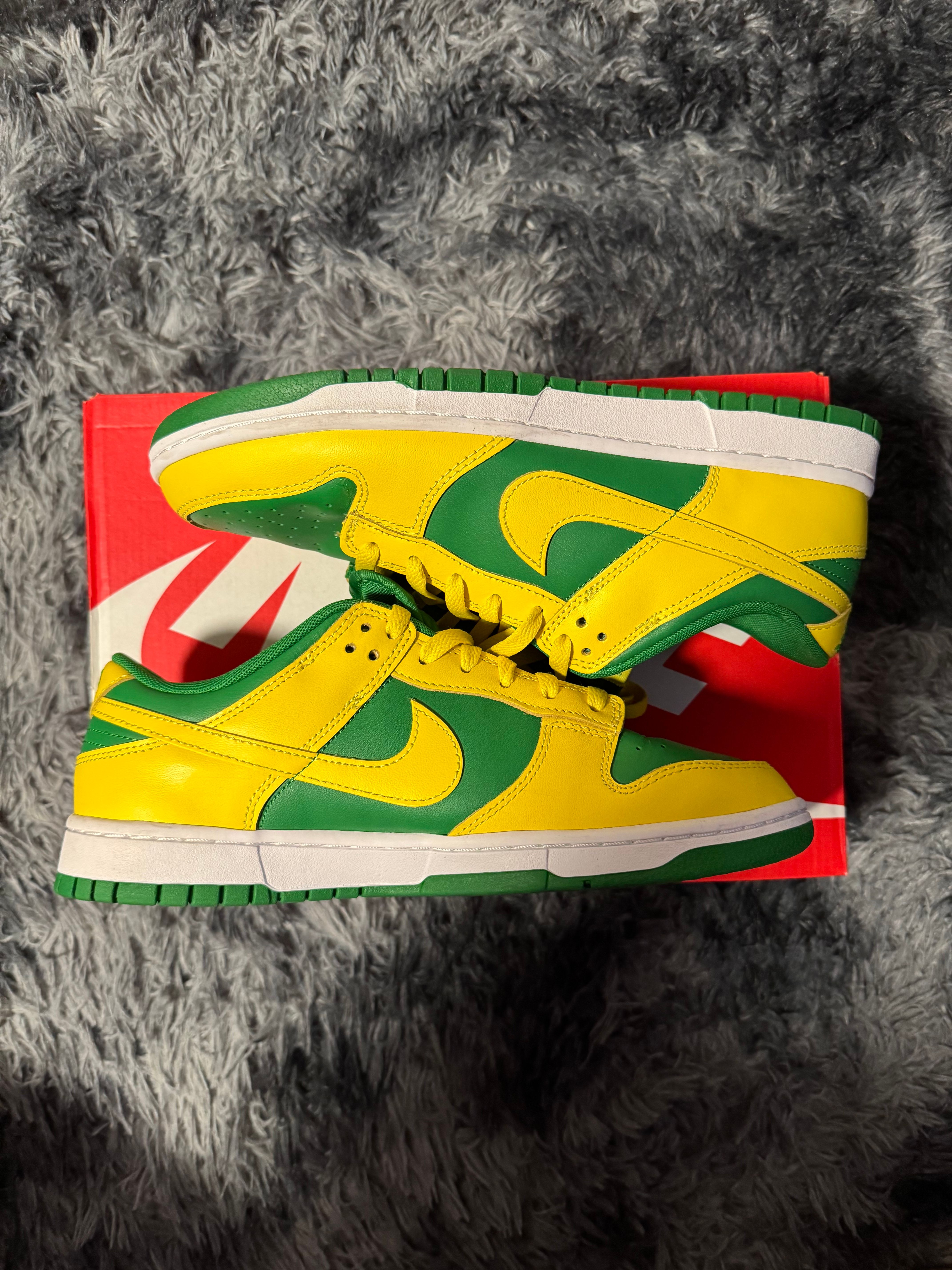 Nike Dunk Low "Reverse Brazil"