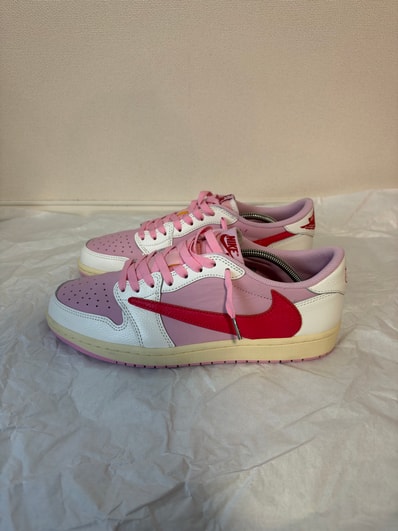 Travis Scott × Nike Air Jordan 1 Retro Low OG "Sail/Tropical Pink"