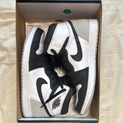 Nike Air Jordan 1 High OG "Bleached Coral"