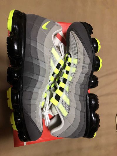 Nike Air Vapormax 95 "Neon"