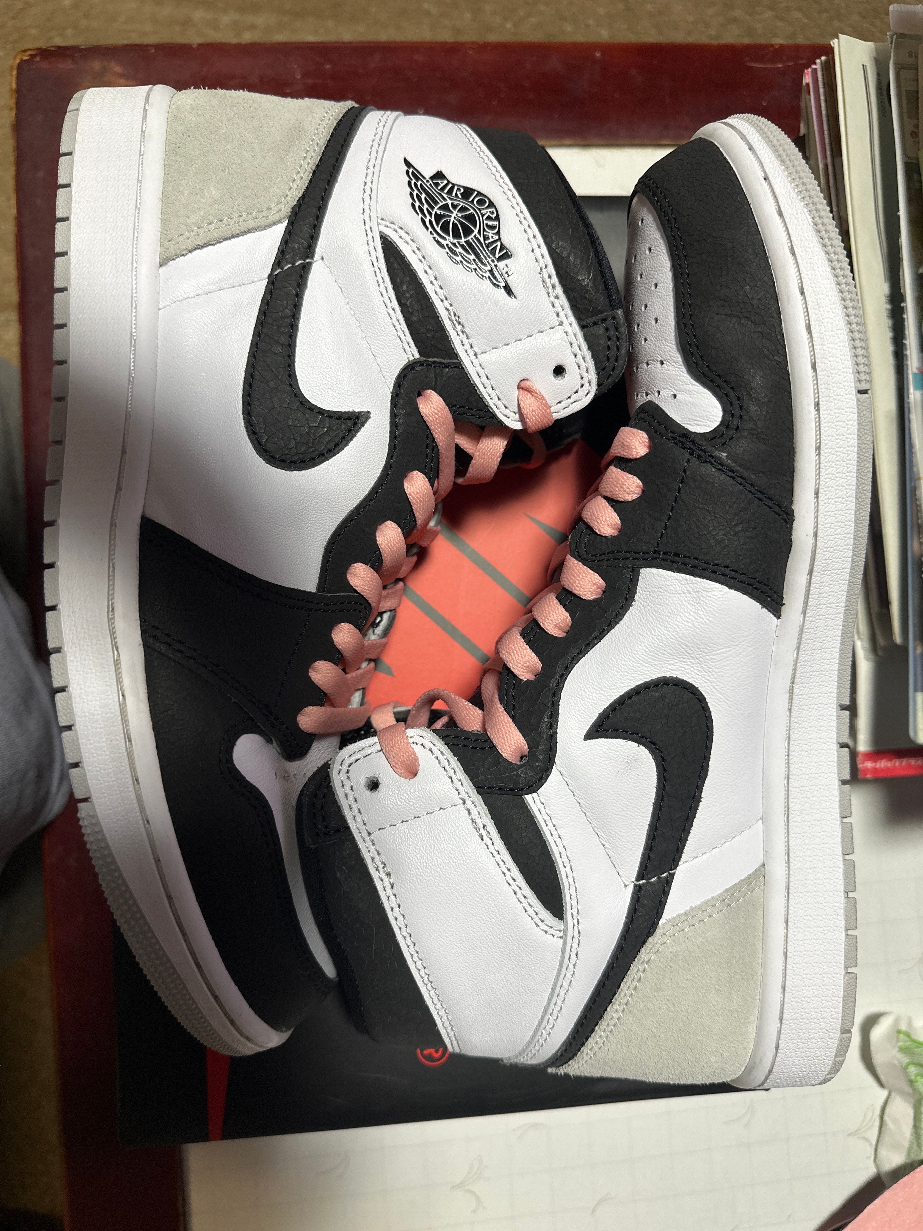 Nike Air Jordan 1 High OG "Bleached Coral"