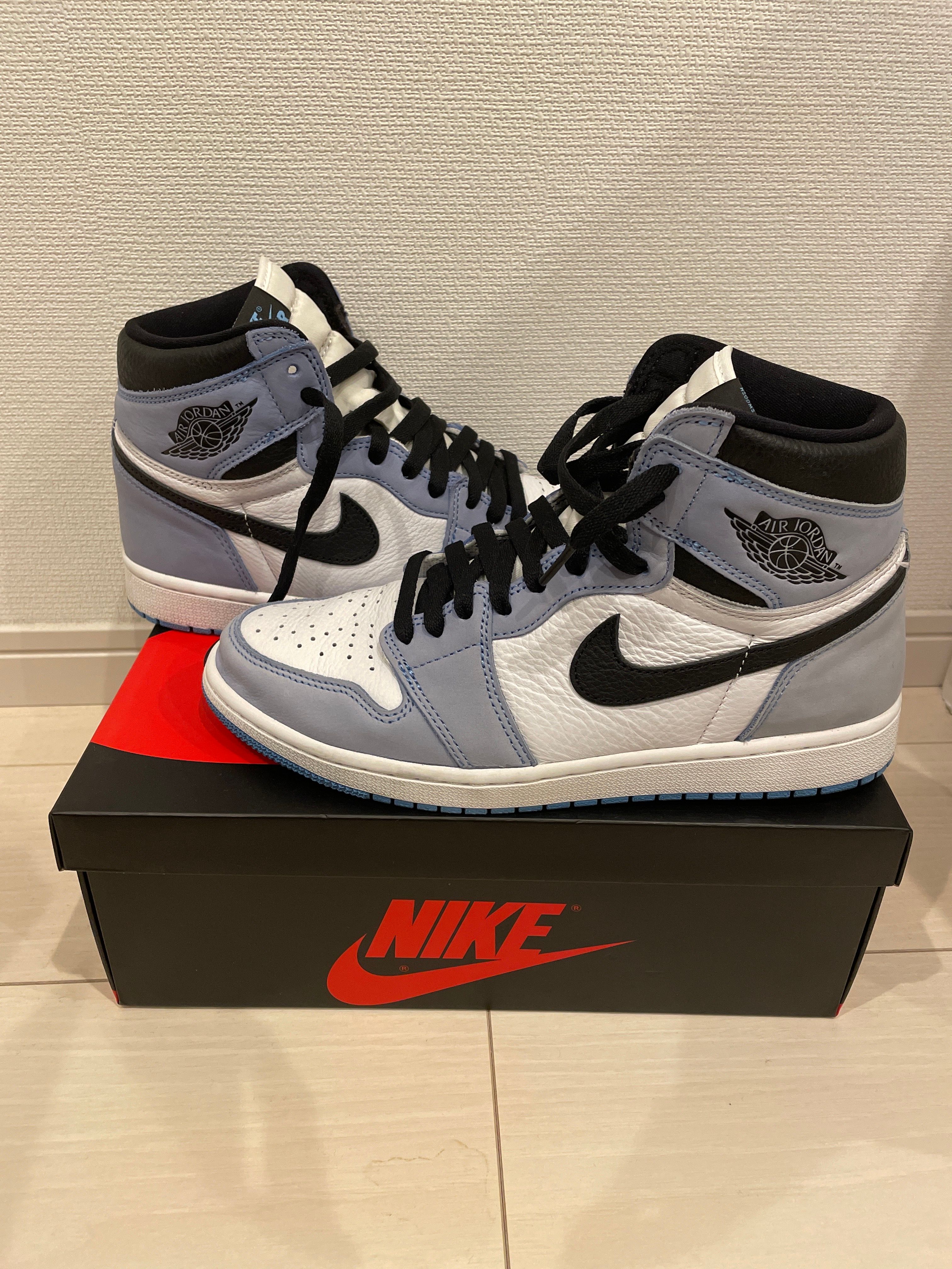 Nike Air Jordan 1 High OG "University Blue"