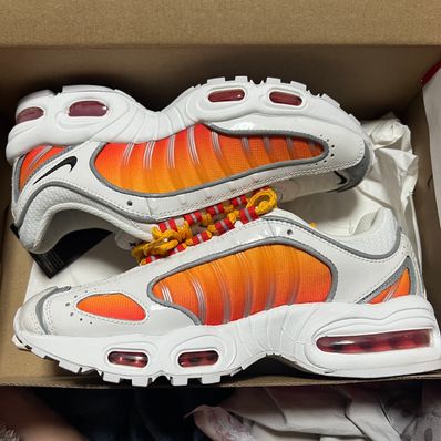 Air max 2010 sales tailwind
