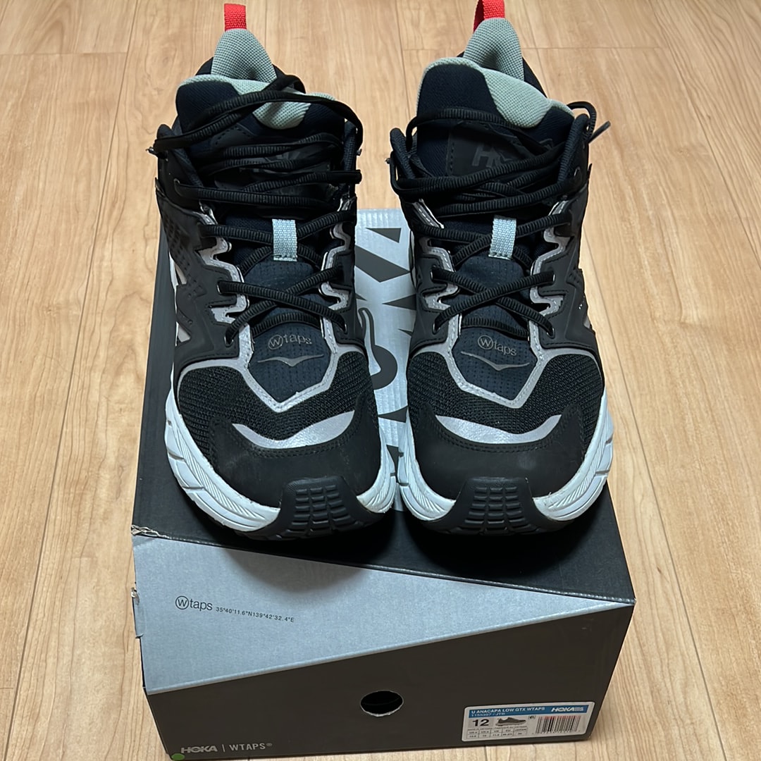 ダブルタップス × ホカ アナカパ ロー ゴアテックス "ブラック" (1155397-JTB)