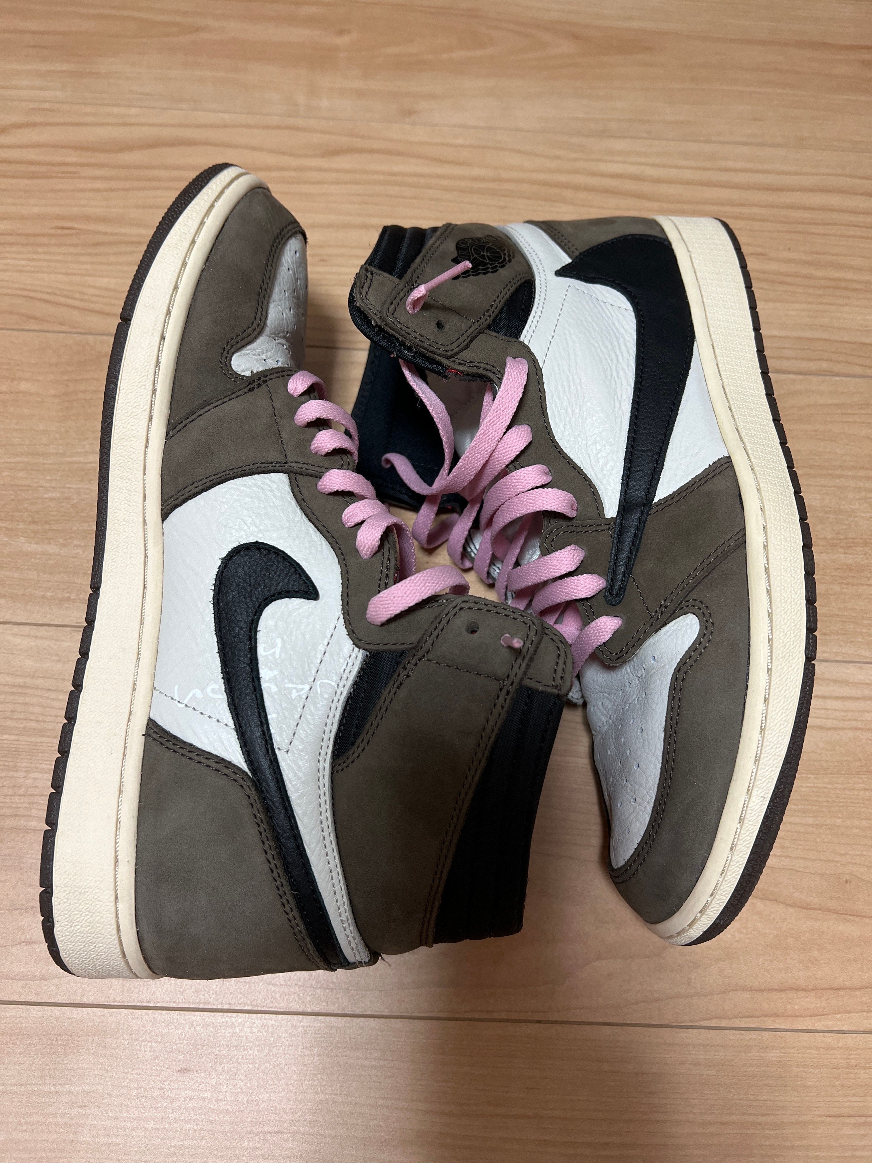 Travis Scott × Nike Air Jordan 1 Retro High OG TS SP "Sail/Dark Mocha"