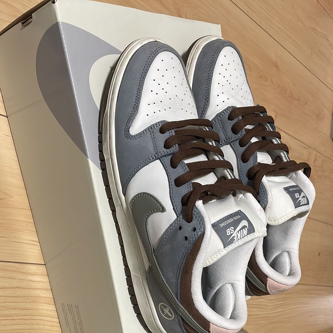 堀米 雄斗(Yuto Horigome) × Nike SB Dunk Low Pro QS "Wolf Grey"