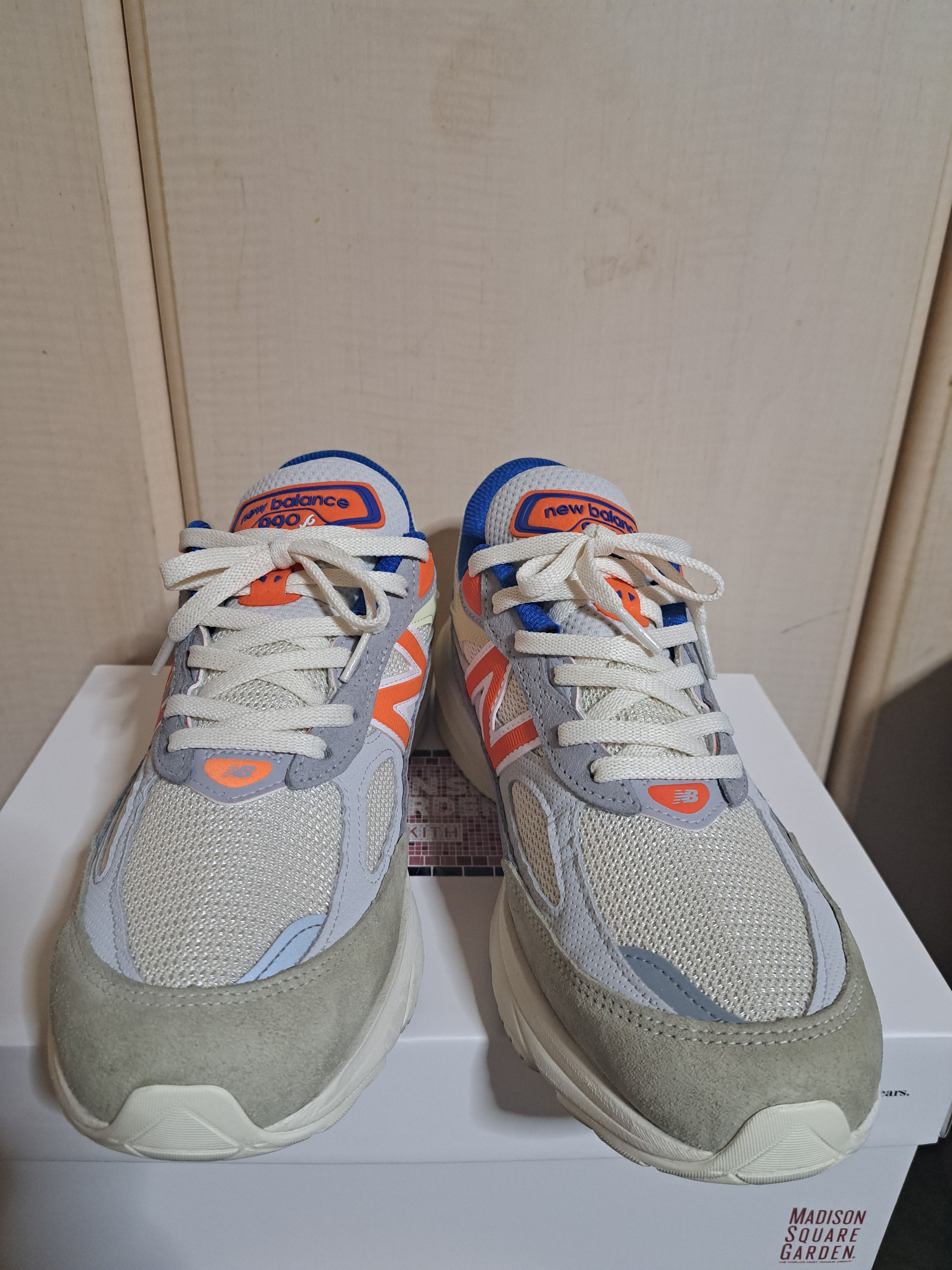 KITH × New Balance 990V6 Madison Square Garden "Sanddrift"